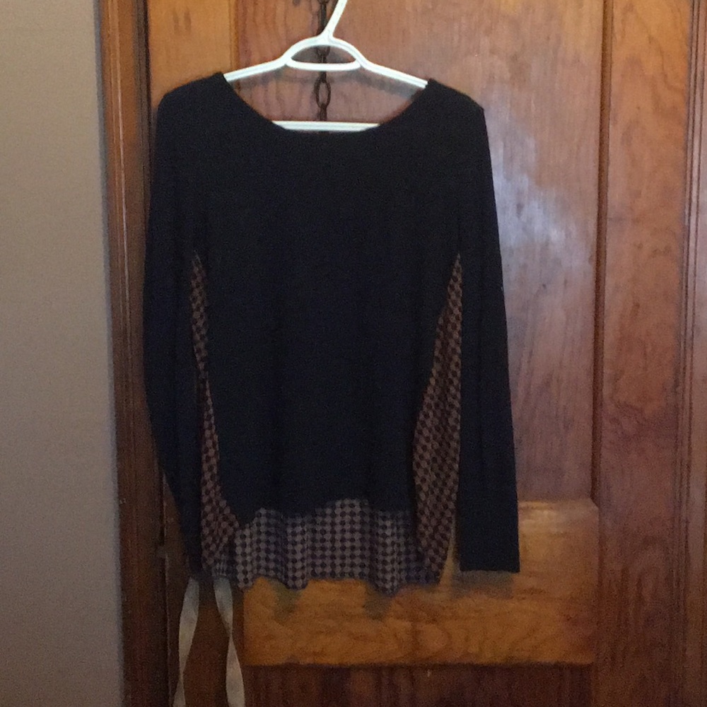 Blue long sleeve shirt